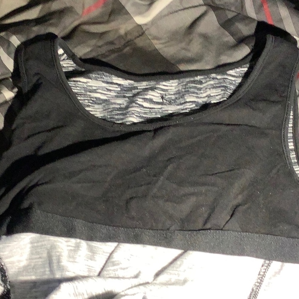 Workout Tank top - Picture 3 of 3